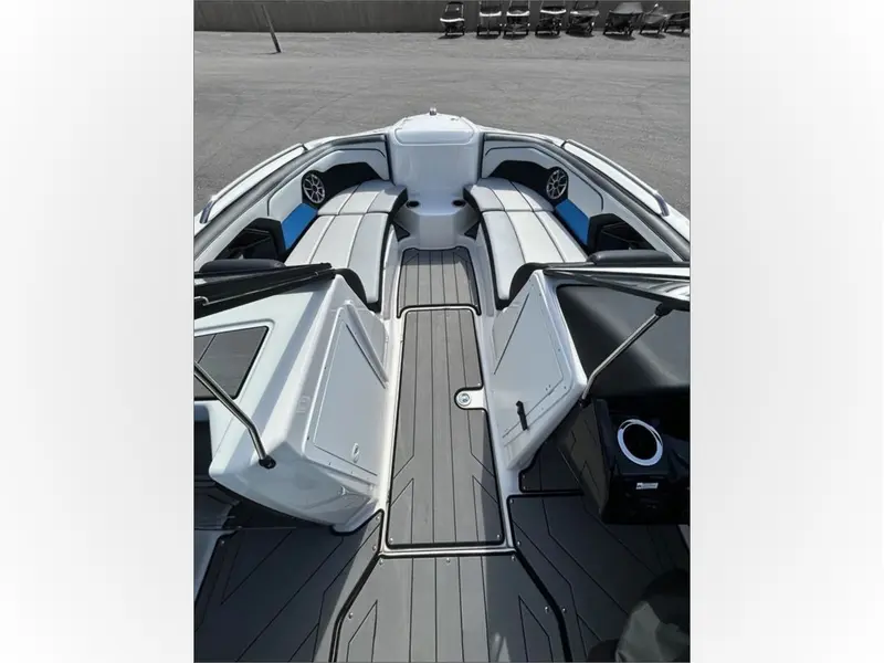 2019 Yamaha 212X thumbnail 8