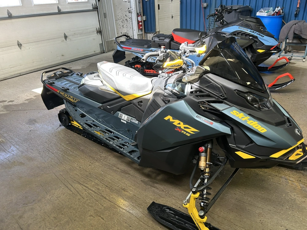 Ski-doo Mxz X-rs Competition 850 E-tec Turbor 2026 alt
