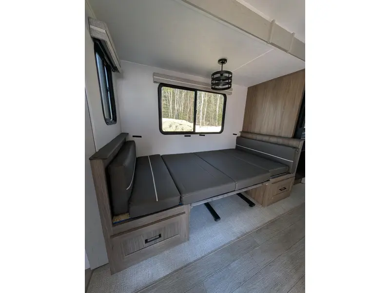 2026 Coachmen Freedom Express ultra lite 245RKS