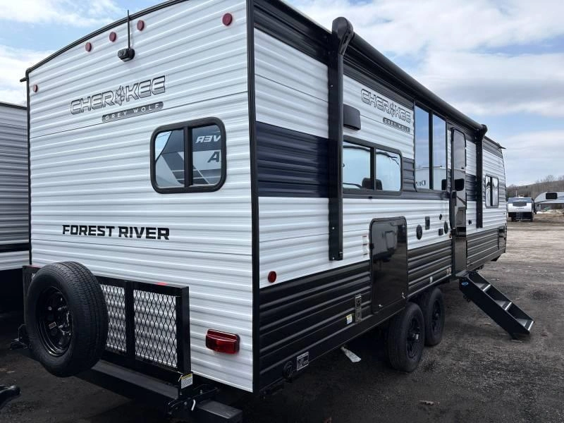 2026 Cherokee Grey Wolf 26 Ss alt