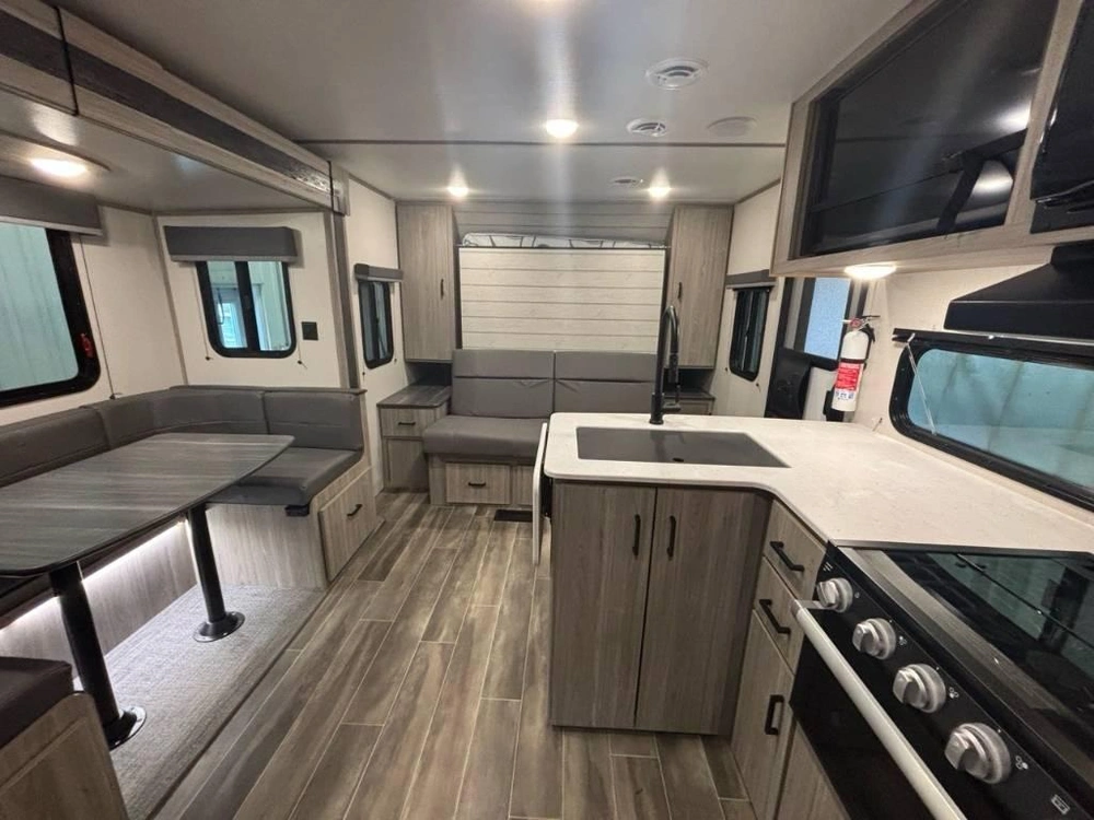 Keystone Rv Passport 189rb ***couple*** 2022 alt