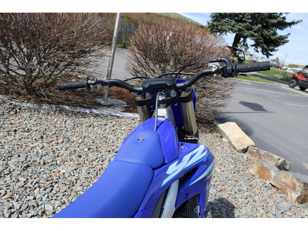 2025 Yamaha Yz450fx alt