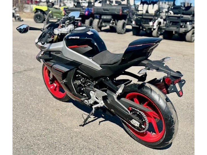 Cfmoto 450ss 2026 alt