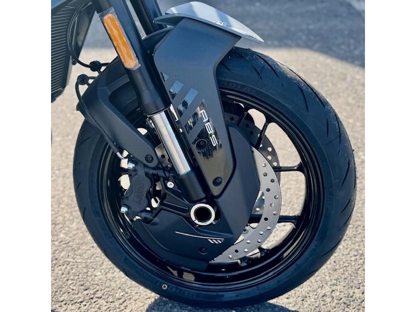 Cfmoto 675nk 2026 alt