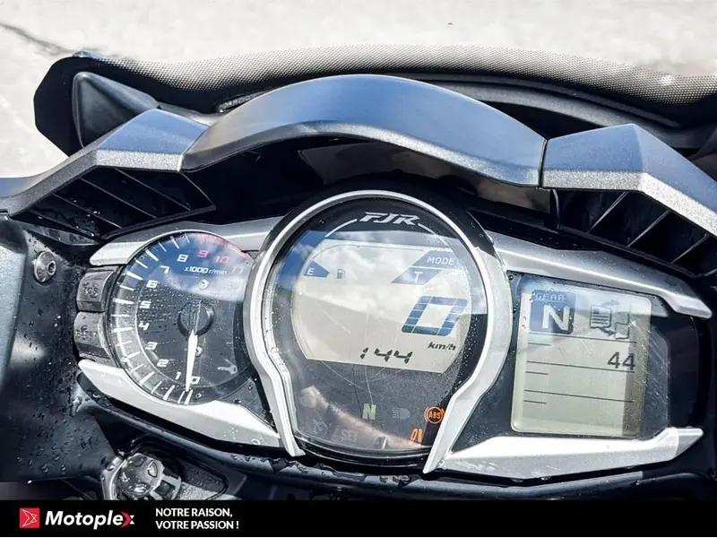 Yamaha FJR1300 ES *TEL QUEL* 2015