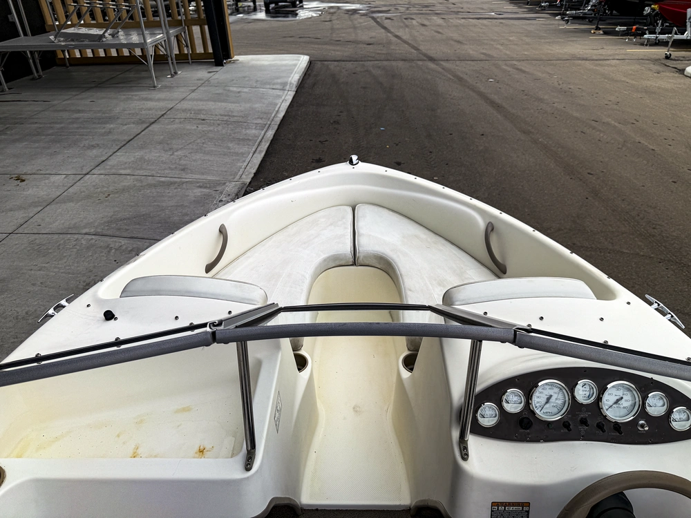 2004 Bayliner 175 alt