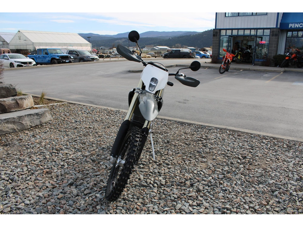 2026 Stark Future Varg Ex 80 Hp alt