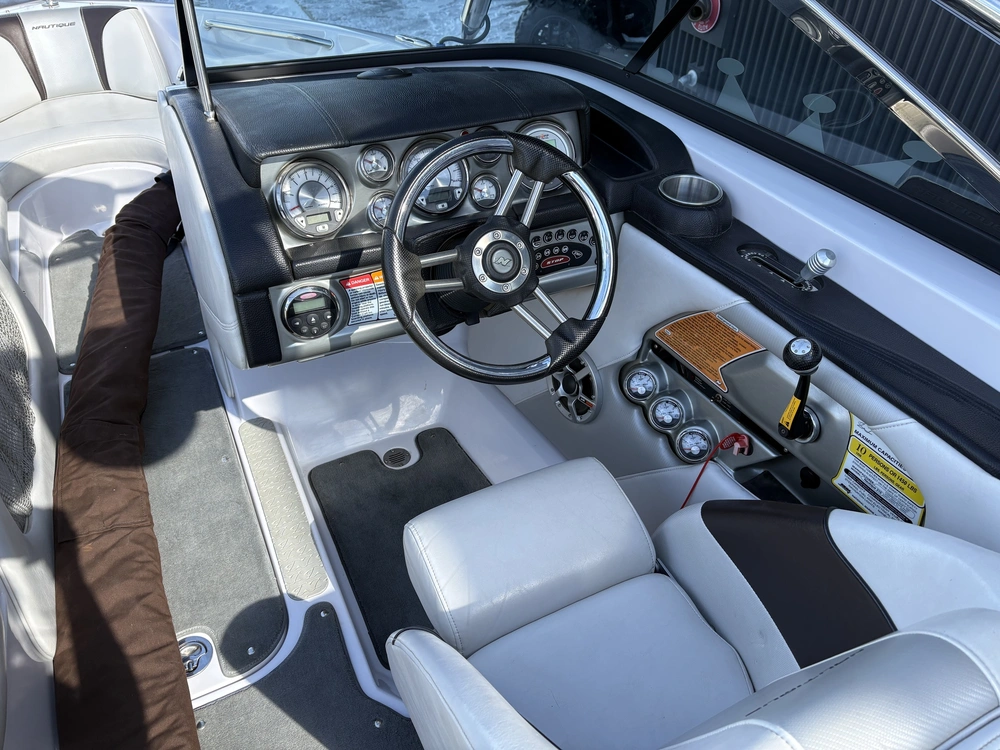 2008 Nautique Team 210 Super Air alt