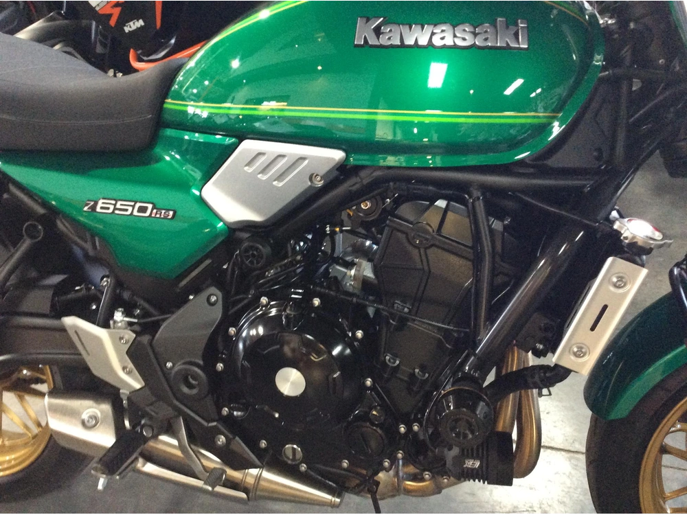 Kawasaki Z650 Rs Abs Er650mnfbn 2022 alt