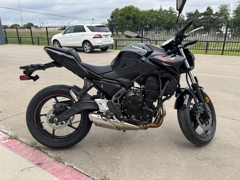 2025 Kawasaki Z500 Abs Abs alt