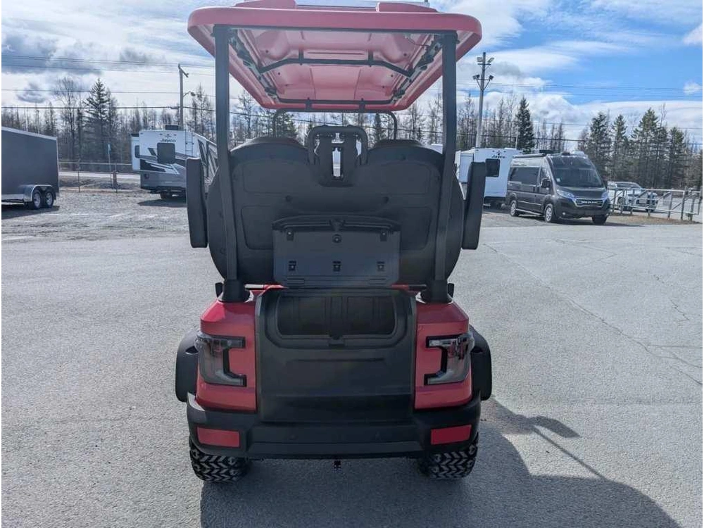 Leo Ev M4 2026 alt