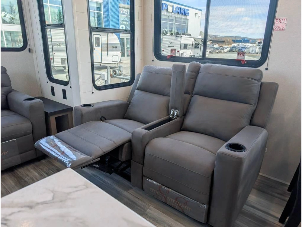 Jayco Jay Flight Bungalow 401loft 2026 alt