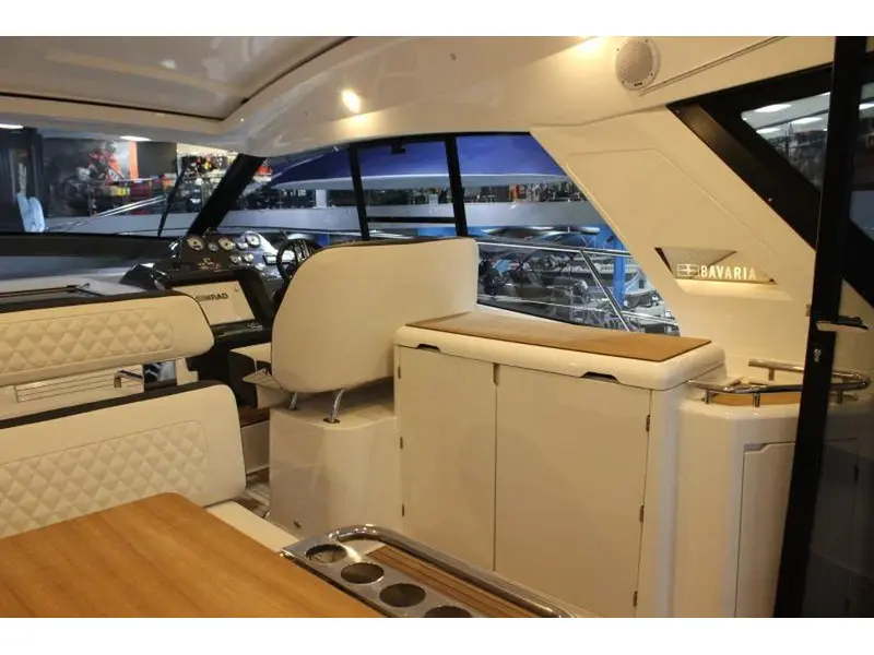 2021 Bavaria Motoryachts S45 COUPE VOLVO IPS 600 EVC2 thumbnail 7