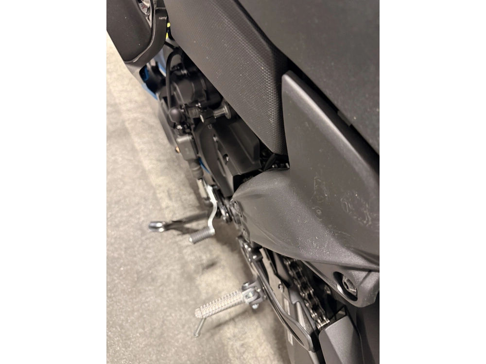 Yamaha Yzf-r7 Yzf-r7 2026 alt