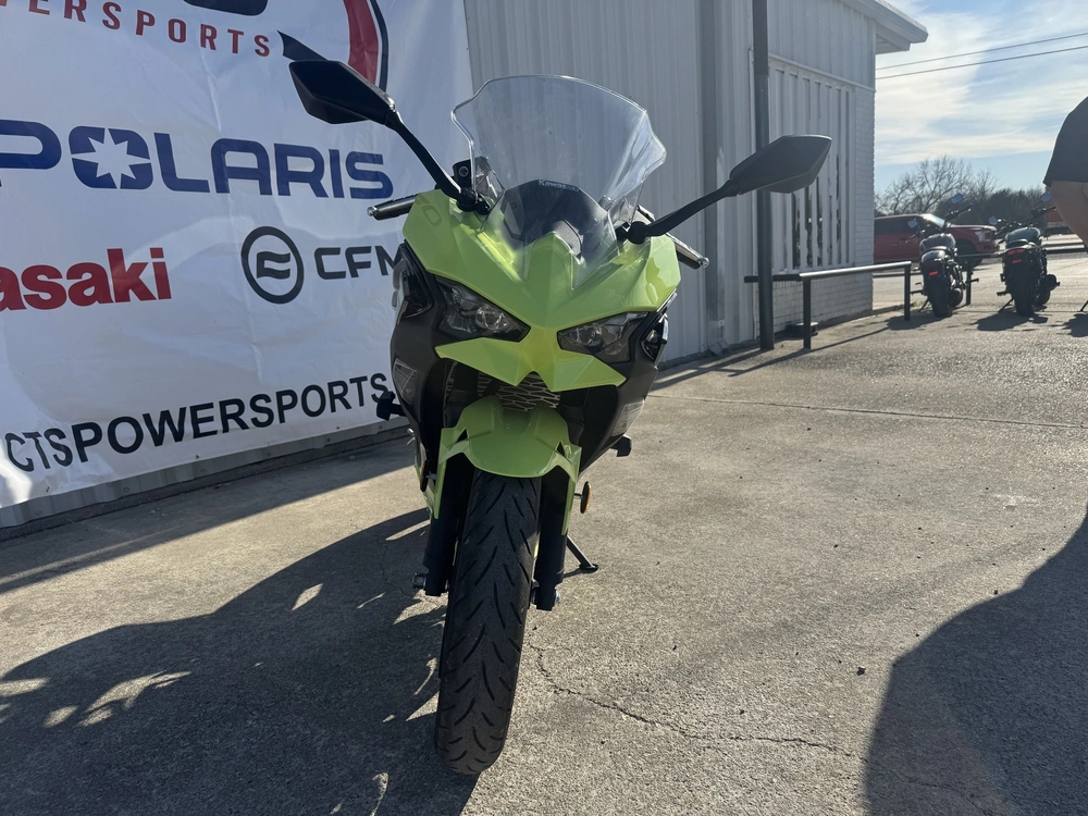 2026 Kawasaki Ninja® 500 Abs alt