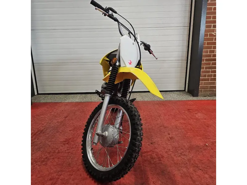 2025 Suzuki DR-Z 125 thumbnail 3