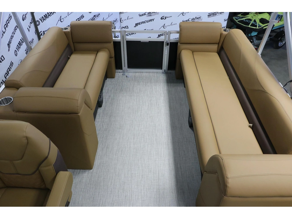 2026 Avalon Vls 2180 Quad Lounger + Yamaha 70 Hp alt