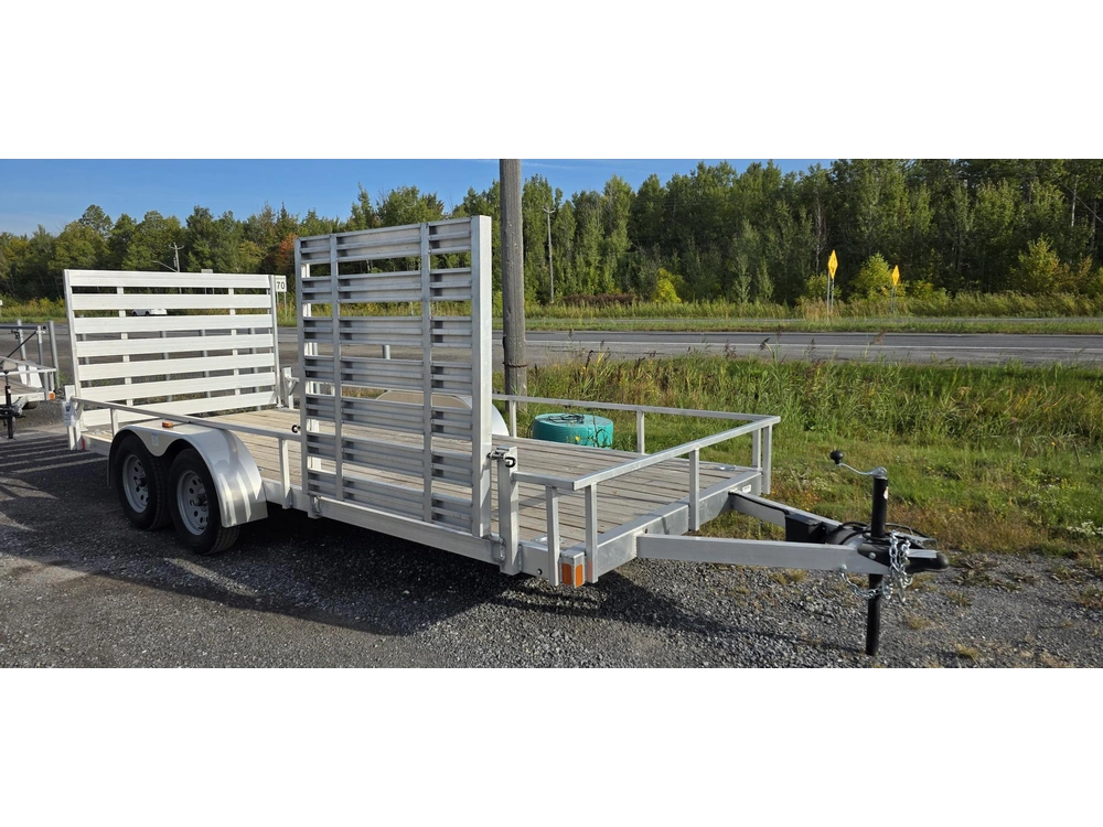 Continental Cargo Rough Rider 6.5x18 2025 alt