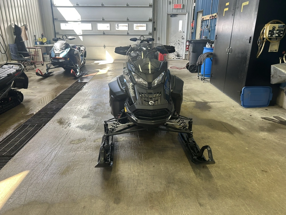 Ski-doo Expedition Xtreme 850 E-tec 2024 alt