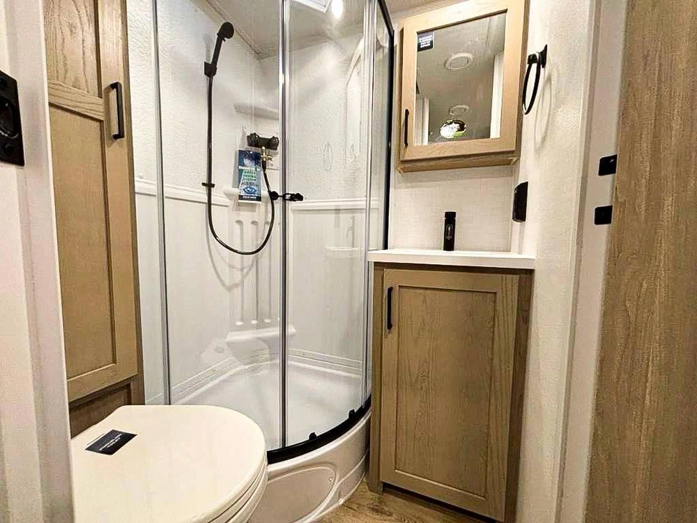 Flagstaff Micro Lite 22fbs 2026 alt