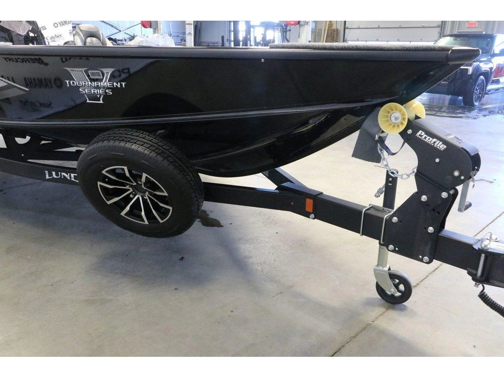 2026 Lund 1875 Pro-v Bass Xs + Mercury 200xl Pro Xs alt