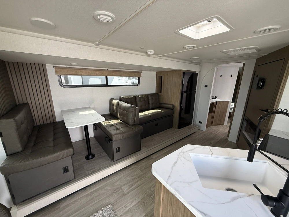 2026 Salem 23zen alt