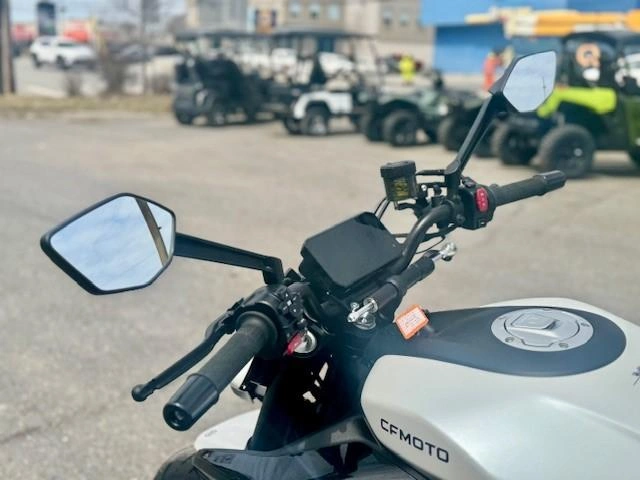 Cfmoto 675nk 2026 alt