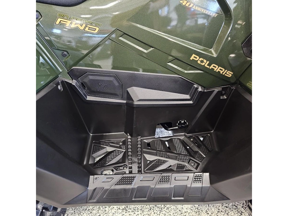 2026 Polaris Sportsman 570 Premium 40th Anniversary Edition alt