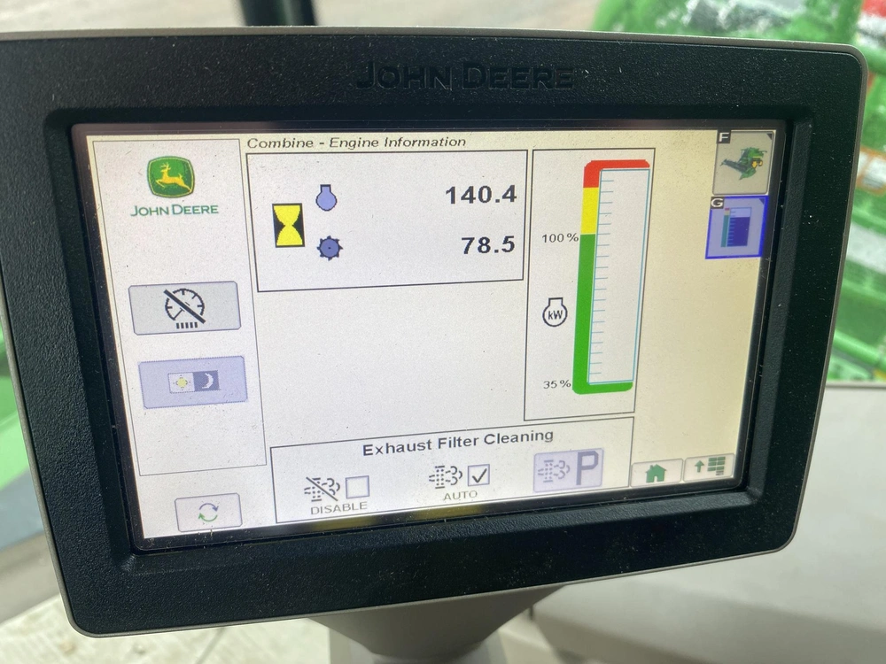 2023 John Deere T670 alt