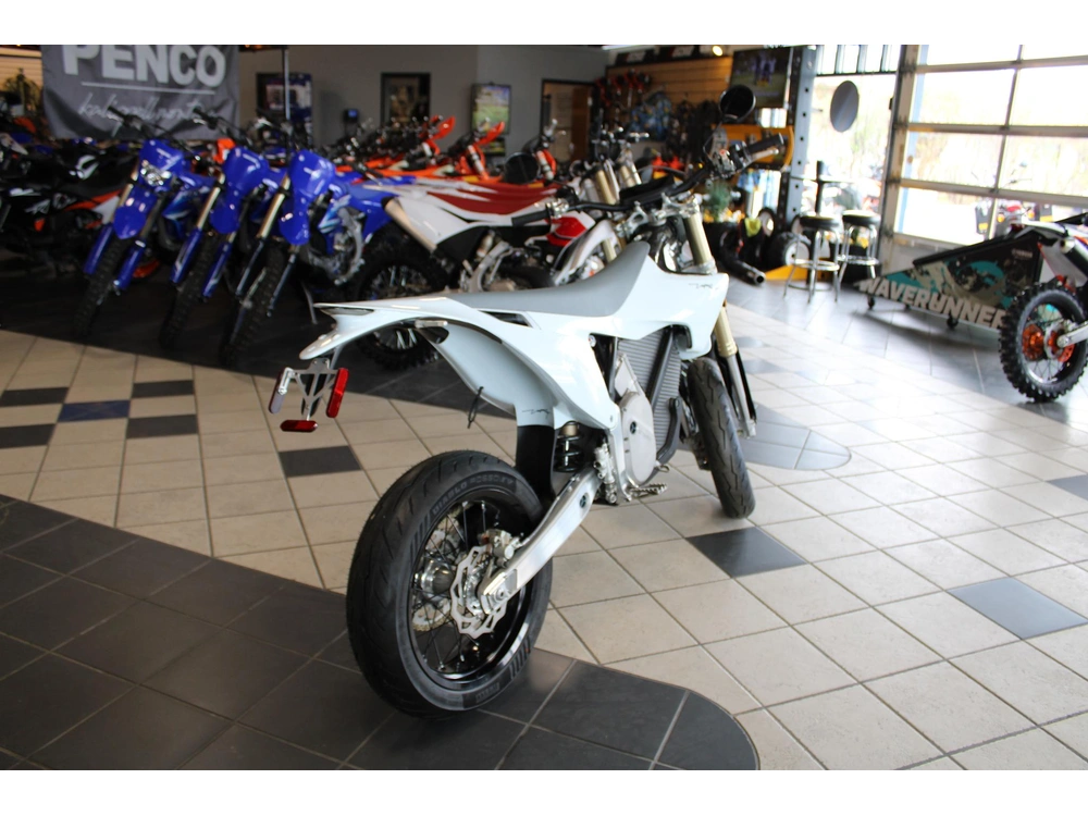 2026 Stark Future Varg Ex 80 Hp alt