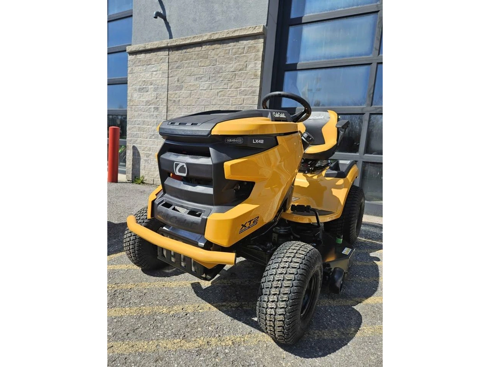 Cub Cadet Xt2 Lx42 2026 alt