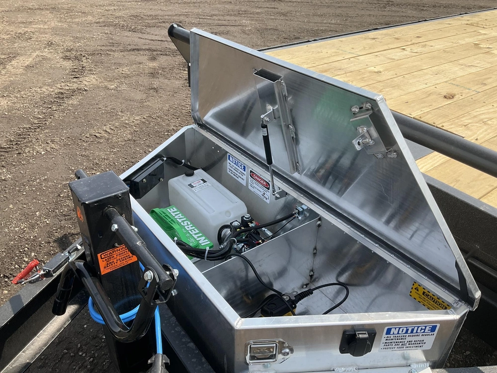 2026 Canada Trailers 8.5x24 7 Ton Hydraulic Tilt Trailer alt