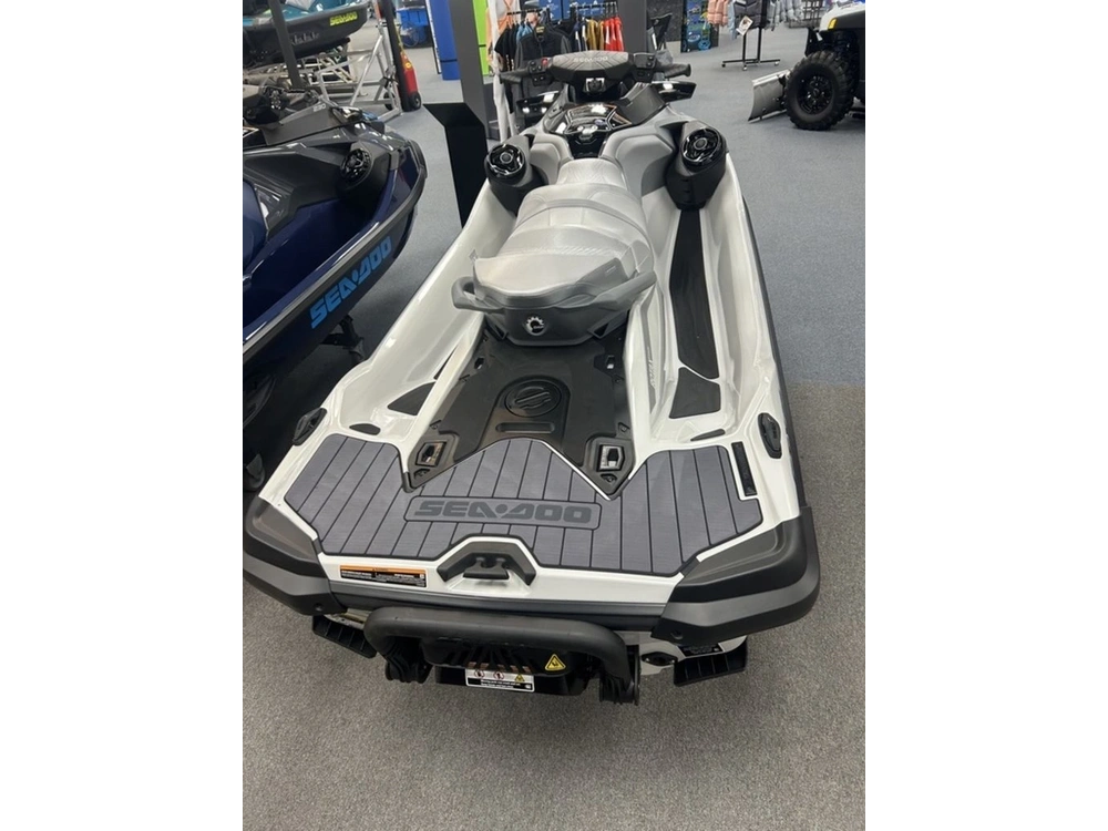 2026 Sea-doo Gtx Limited 325 (sound System) "white Pearl (premium Color)" alt