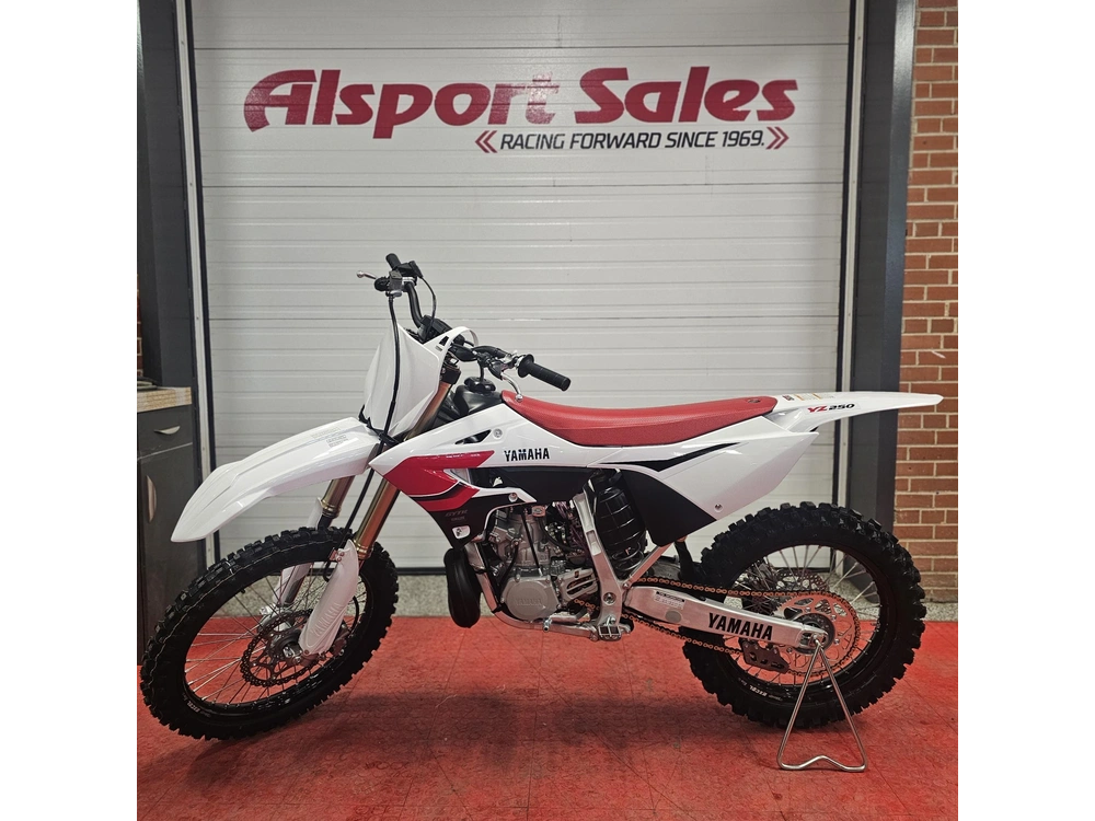 2026 Yamaha Yz 250 alt