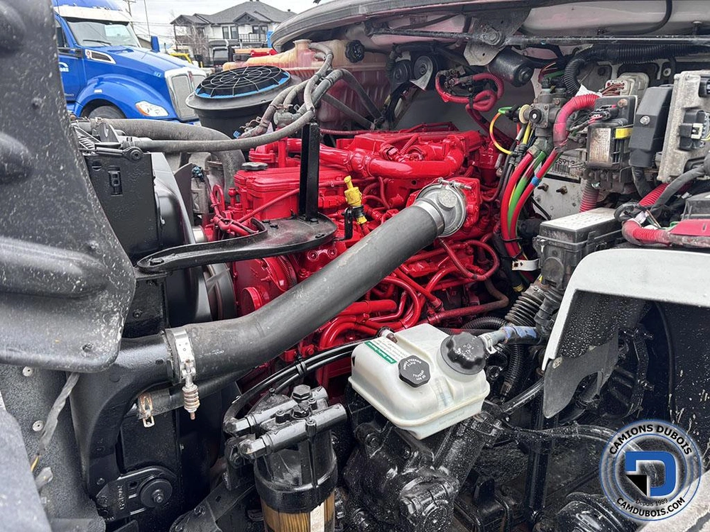 2019 Freightliner M2-106 alt