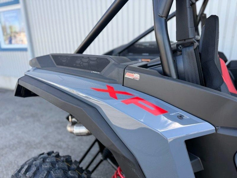 Polaris Rzr Xp 1000 Ultimate 2026 alt