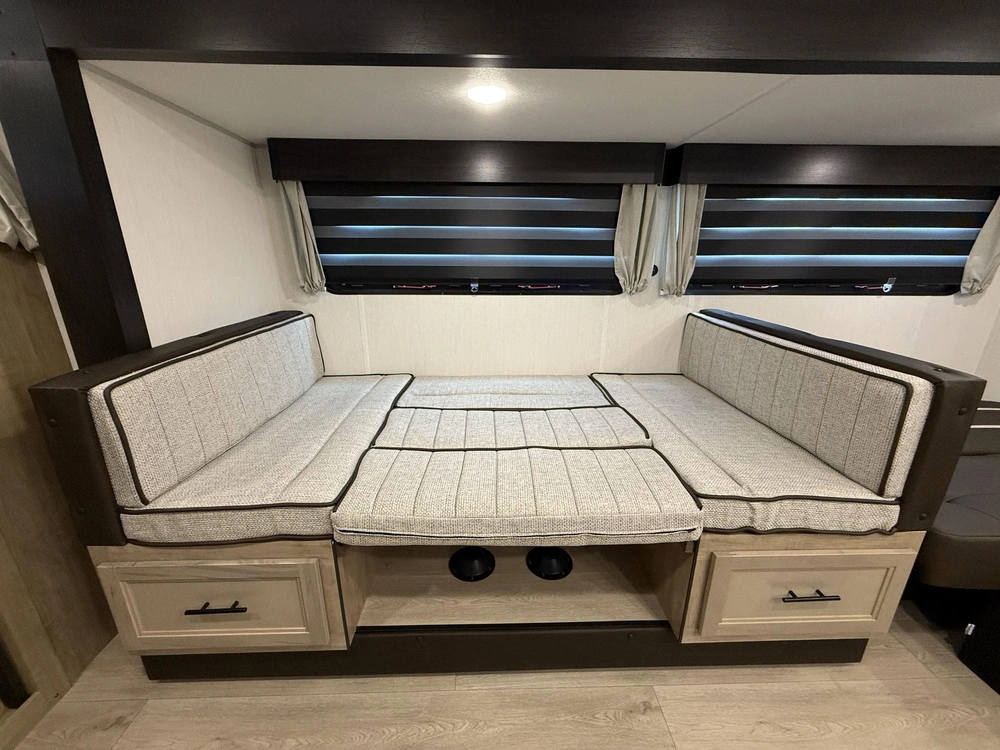 Cherokee 29te Grey Wolf 2026 alt