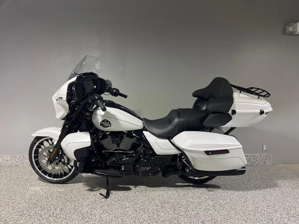 2026 Harley-davidson Flhxl - Street Glide® Limited alt