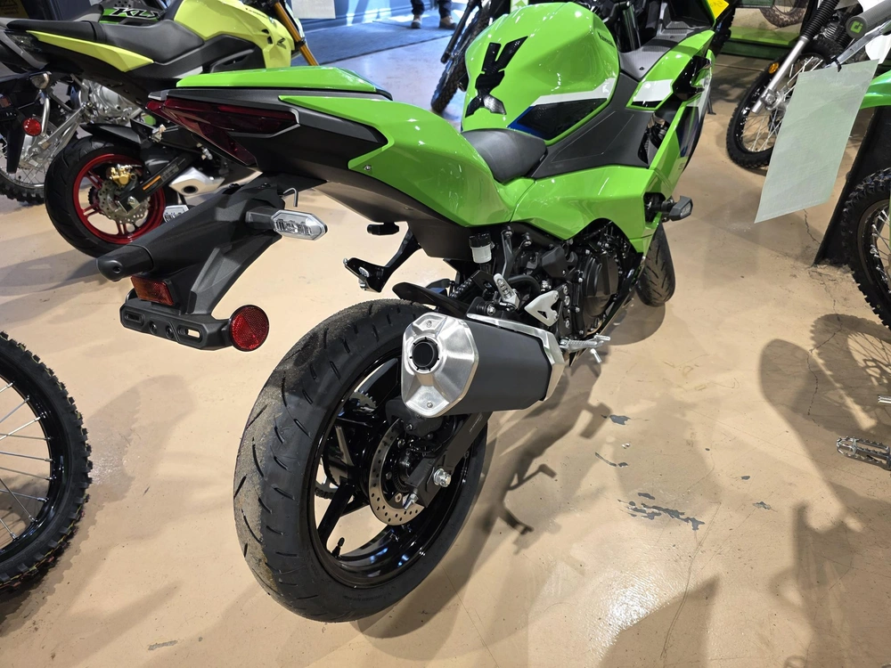 2026 Kawasaki Ninja® 500 Se