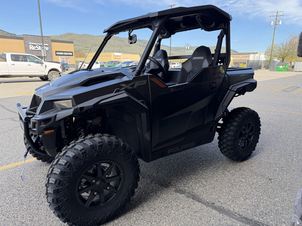 2026 Polaris General Xp 1000 Ultimate alt