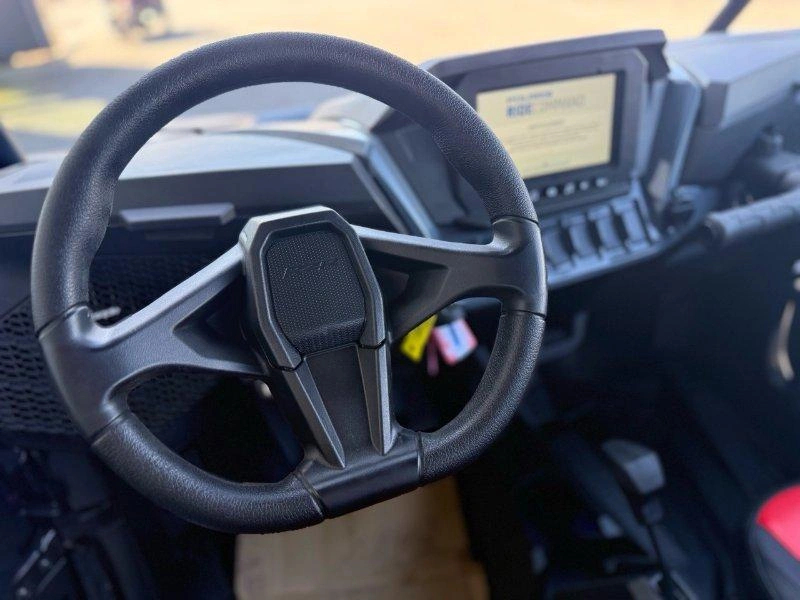 Polaris Rzr Xp 4 1000 Ultimate 2026 alt