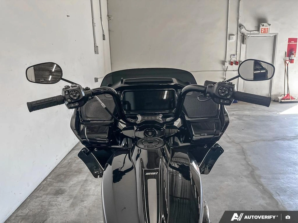 2026 Harley-davidson Road Glide 3 alt