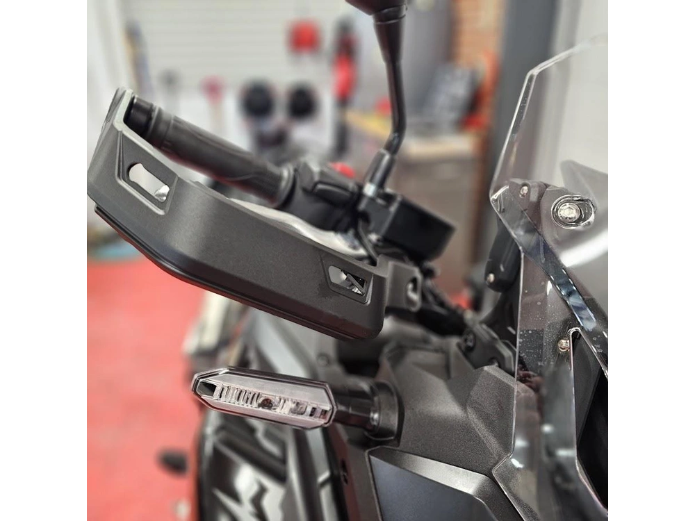 2026 Honda Africa Twin alt