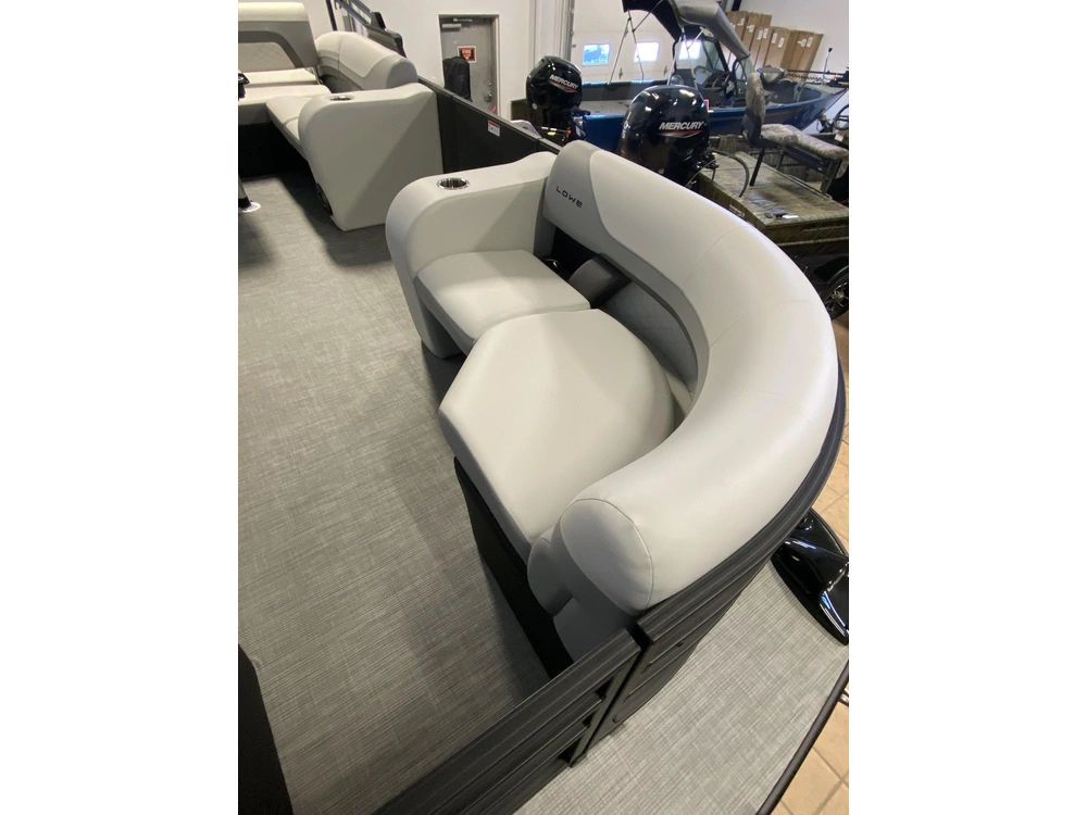 2026 Lowe Boats Ss210cl alt