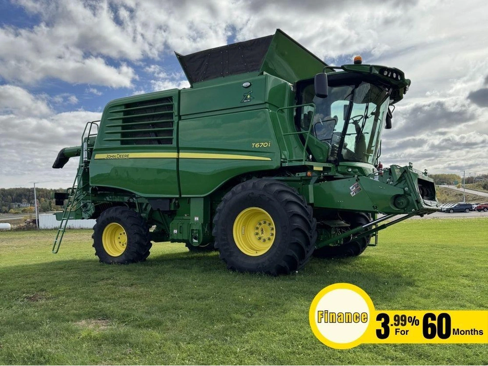2022 John Deere T670 alt