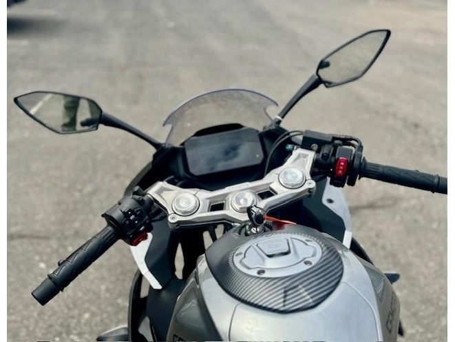 Cfmoto 300ss Rabais De 2,200$ 2024 alt