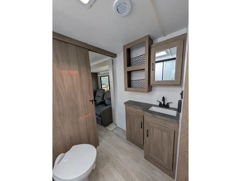 2026 Coachmen Freedom Express 258BHS