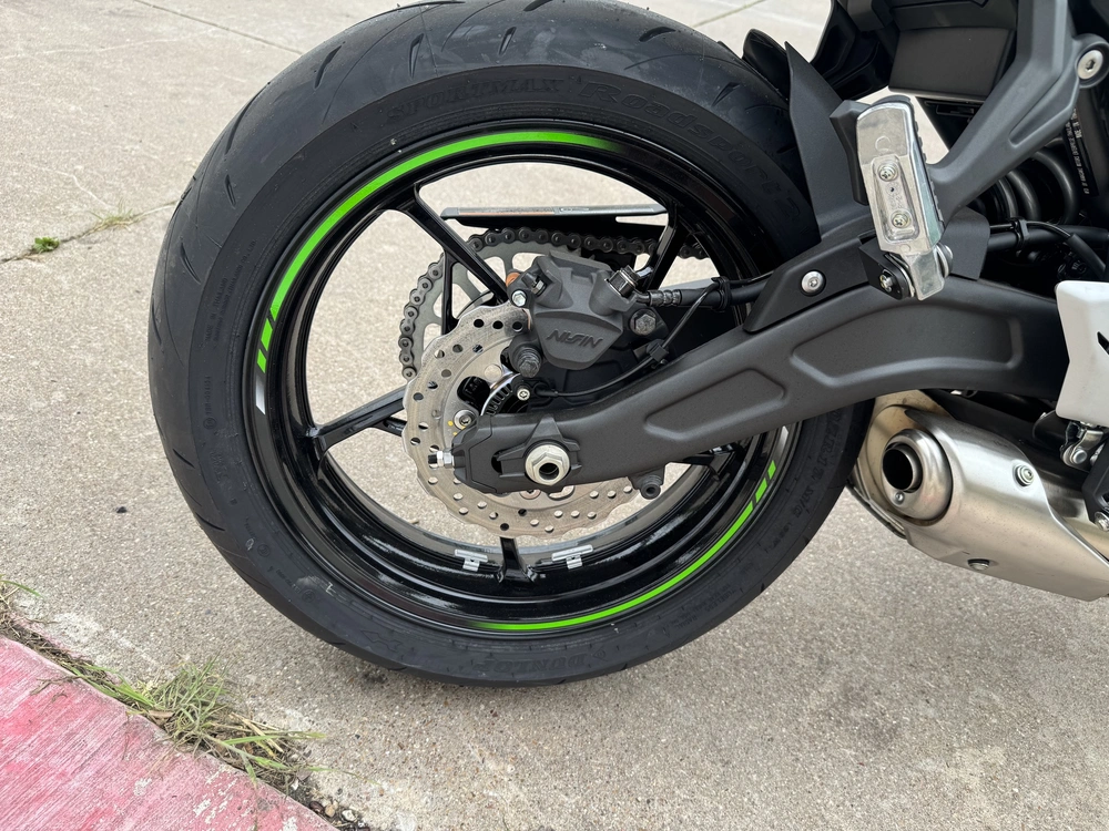 2026 Kawasaki Ninja® 650 Abs Abs alt
