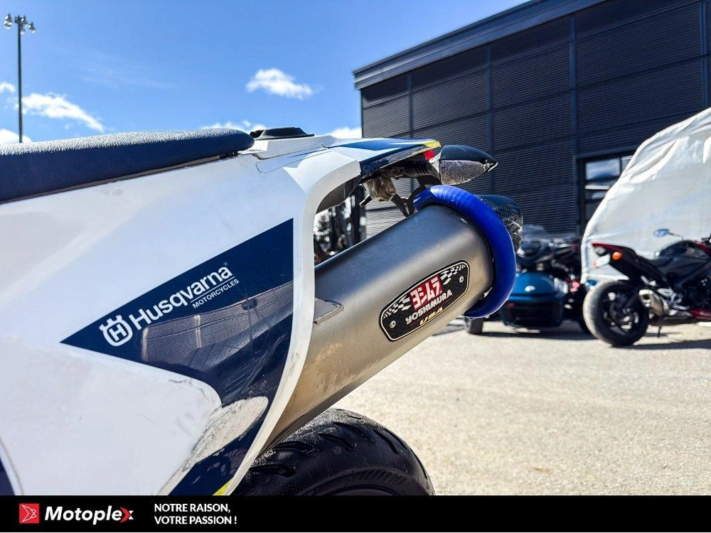 2019 Husqvarna 701 Sm alt