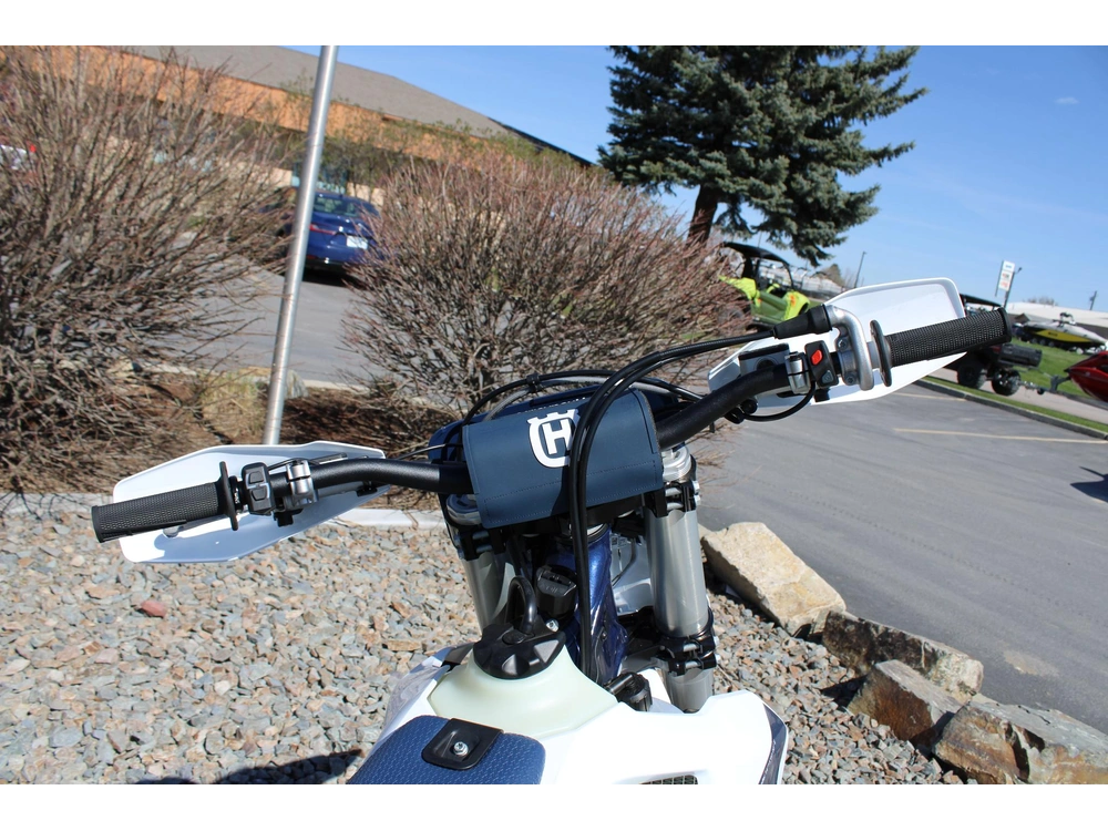 2026 Husqvarna Te 300 alt